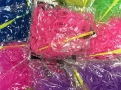 Élastiques fluorescents à tisser