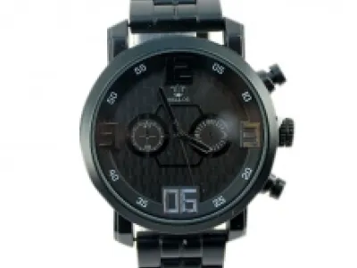 Montre en métal avec double compteur