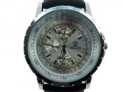 Montre bracelet stylée avec trois compteurs pour homme