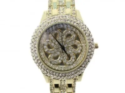 Montre dorée incrustée de strass