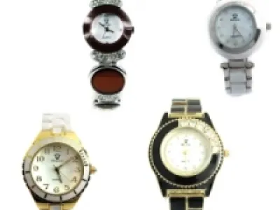 Lot de 15 adorables montres bijoux femme
