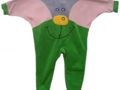 Pyjama avec motif amusant pour bébé