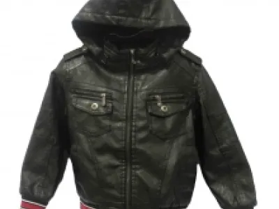 Veste à capuche multipoche