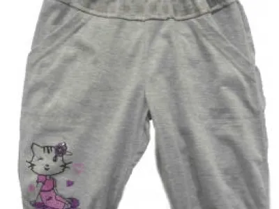 Pantacourt avec motif fantaisie