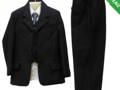 Costume bleu marine pour garçon
