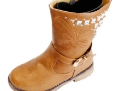 Bottines cloutées avec brite et boucle pour enfant