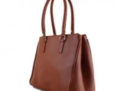 Sac à main très classe avec sangle amovible