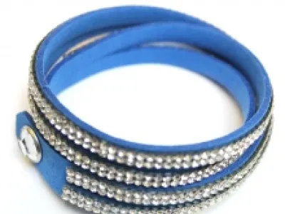 Bracelet double tour agrémenté de strass
