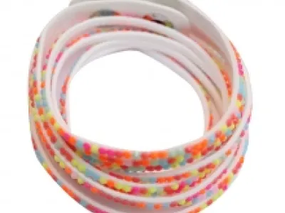 Bracelet double tour incrusté de strass