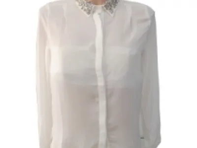 Chemise pour femme avec col orné de pierres