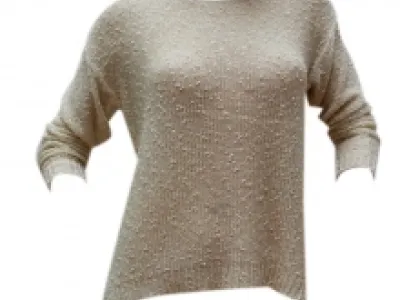 Pull en maille orné de nœuds à boucle dorée au dos