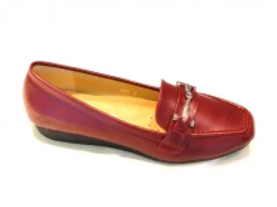 Mocassins décorés de motif argenté