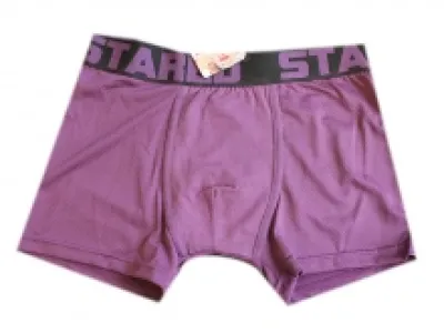 Boxer homme avec perforation