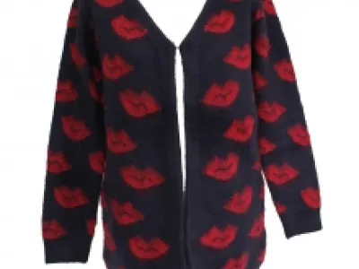 Pull imprimé de lèvres