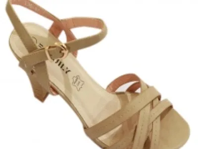 Sandales à talon avec brides croisées