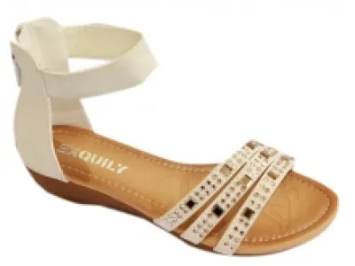 Sandales cloutées avec motif fantaisie