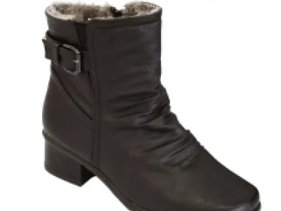 Jolies bottines fourrées avec bout carré