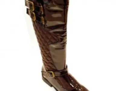 Bottes vernies avec effet matelassé