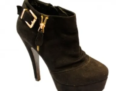 Superbes bottines avec zip latéral