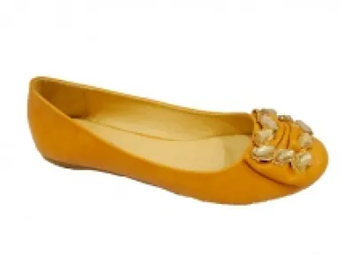 Ballerines ornées de nœud à pierres