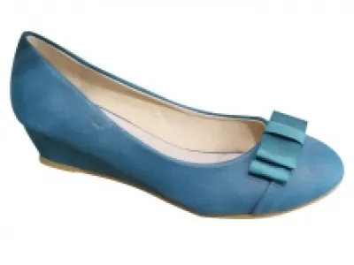 Ballerine compensée ornée d’un nœud plat