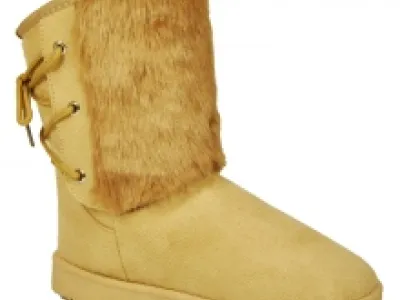 Bottines fourrées avec lacets à l’arrière