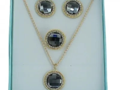 Coffret cadeau parure dorée pour femme