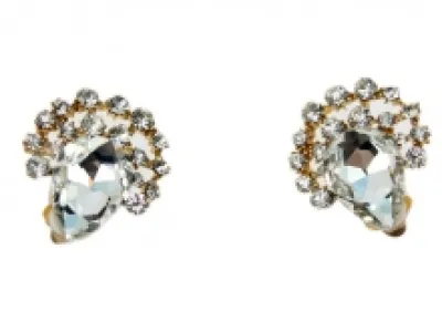 Boucles d’oreilles clips fantaisies décorées de pierres