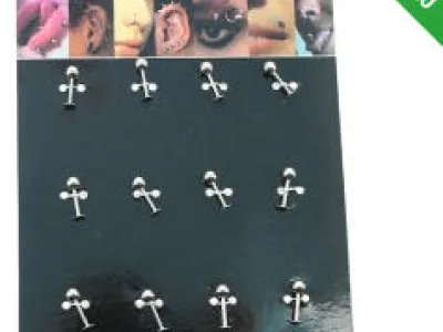 Piercing labret hyper tendance