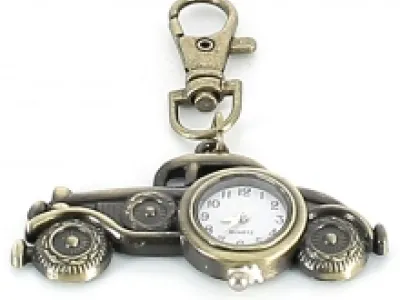 Porte-clés avec montre modèle fantaisie