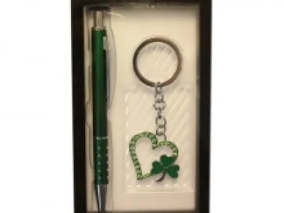 Coffret cadeau femme avec stylo et porte-clés