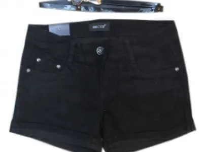Short jeans noir avec ceinture