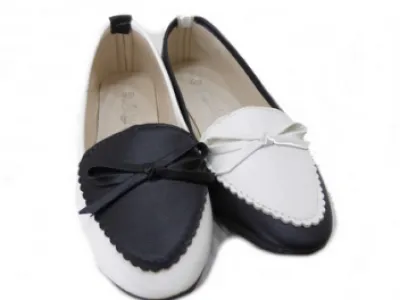 Ballerine femme class Réf 9324 3,95 € HT/unité