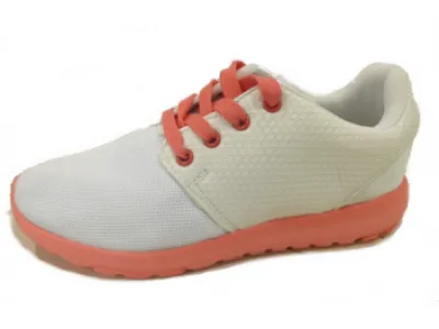Basket running femme Réf 9559 9,50 € HT/unité