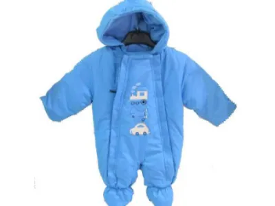 Combinaison garçonnet 7,90 € HT/unité