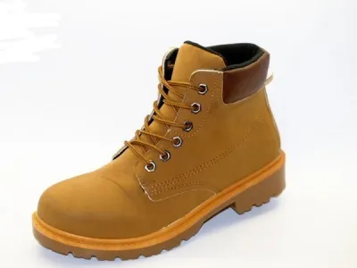 Botte montagnarde réf 6416 10, 50 € ht/unité