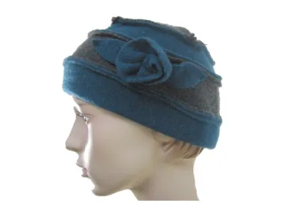 Chapeau femme en laine réf 9650 0, 50 € ht/unité