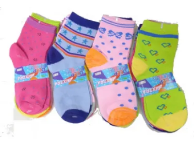 Chaussette fille Réf 9235 1,20 € HT/unité