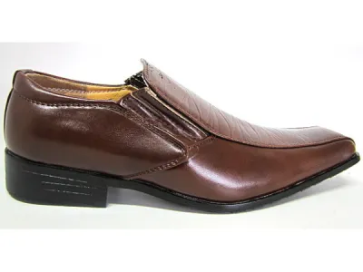 Chaussure de ville réf 1231 7, 90 € ht/unité