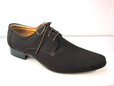Chaussure en daim synthétique  Réf:1212  7.90€ HT