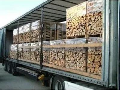 Offre bois de chauffage  ( chène, hètre,frène, érable, charme) 100% sec