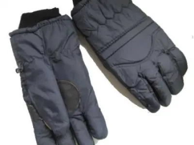 LOT gants homme ski Réf 4519 2.00€HT/ unité