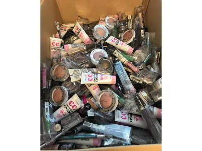 Hard Candy (sephora)Makeup assortiment de1000 pc A 450€