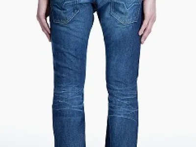 Les Jeans DIESEL homme KROOLEY 8I2 en destockage