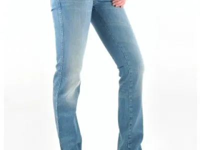 Destockage de Jeans DIESEL femme LHELA 8XN
