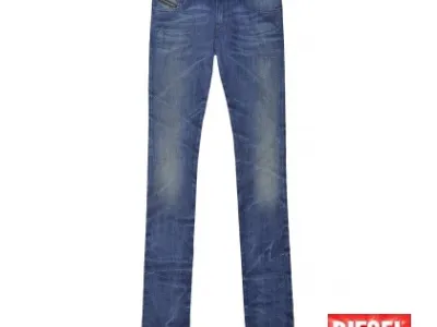 Destockage de Jeans DIESEL femme LIVY BIKER 8E4