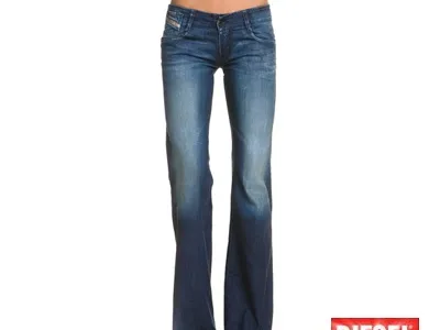 MELTY 8ZY Destockage de Jeans DIESEL femme.