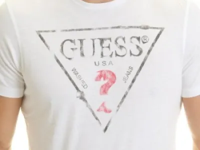 t shirts guess