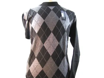 Pull col rond ref 7082 3, 90 € ht/unité