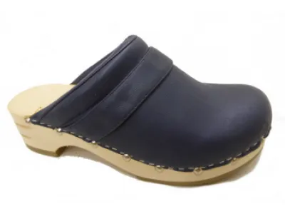Sabot femme uni Réf 9330 12,00 € HT/unité